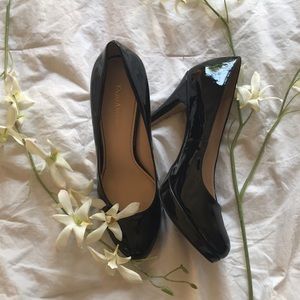 Enzo Angiolini Black Pumps